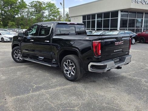 Used 2022 GMC Sierra 1500 SLT w/ SLT Premium Plus Package AWD/4WD image 5