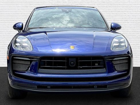 Used 2022 Porsche Macan S AWD/4WD image 2