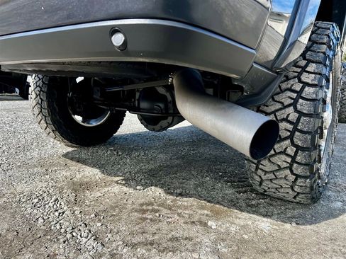 Used 2019 RAM 2500 Laramie image 9