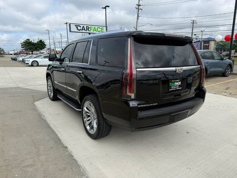 Used 2018 Cadillac Escalade Premium Luxury w/ LPO, Radiant Package AWD/4WD image 9