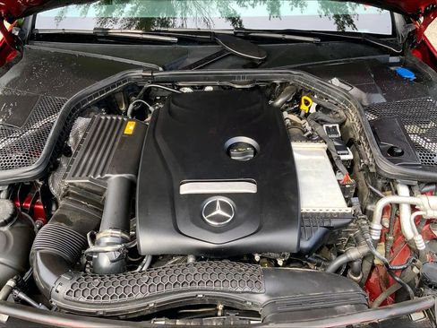 Used 2018 Mercedes-Benz C 300 4MATIC Sedan image 32