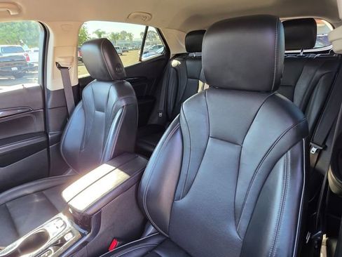 Used 2023 Buick Envision Essence image 14