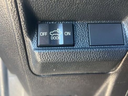 Used 2024 Toyota Tacoma SR5 image 34