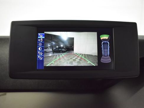Used 2017 BMW i3 w/ Range Extender RWD image 22