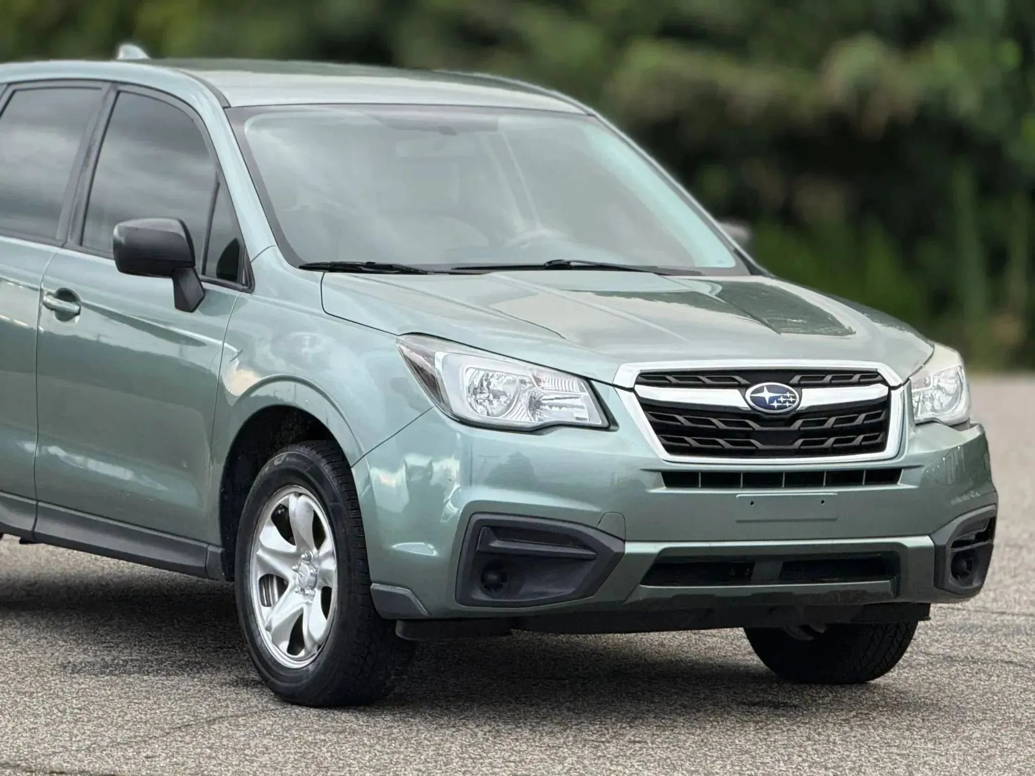 Used 2017 Subaru Forester 2.5i AWD/4WD image 15