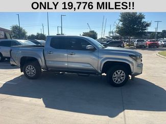 Used 2024 Toyota Tacoma SR5 RWD video 2