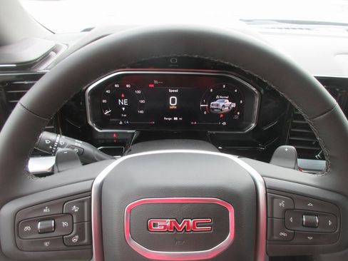 New 2026 GMC Sierra 1500 SLT w/ SLT Convenience Package image 18