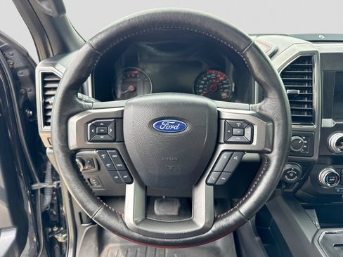 Used 2019 Ford F150 Lariat w/ Equipment Group 502A Luxury AWD/4WD image 28