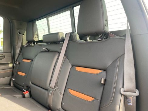 Used 2024 GMC Sierra 2500 AT4 w/ AT4 Premium Plus Package image 29