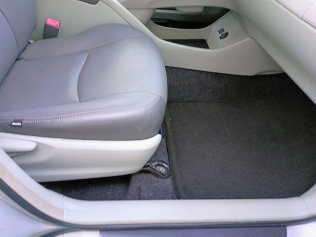 Used 2012 Toyota Prius Two FWD image 43