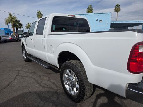 Used 2011 Ford F250 Lariat w/ Lariat Interior Pkg image 4