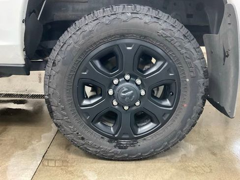 Used 2022 RAM 2500 Big Horn w/ Level A Equipment Group image 16