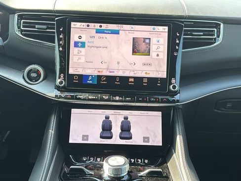 New 2026 Jeep Grand Wagoneer Summit image 23