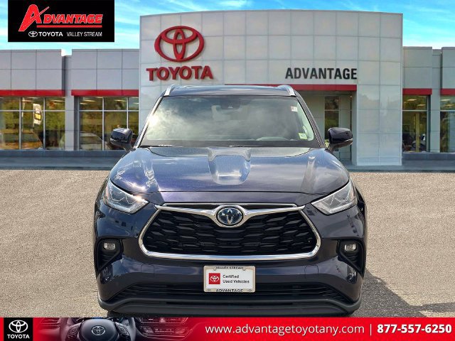 Used 2023 Toyota Highlander Limited AWD/4WD image 2