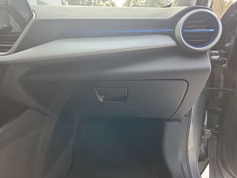 Used 2024 Chevrolet Trax LS image 30