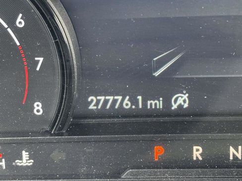 Used 2021 Lincoln Corsair Standard w/ Premium Package image 17