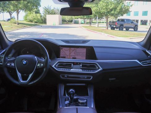 Used 2019 BMW X5 xDrive40i w/ Luxury Seating Package AWD/4WD image 26