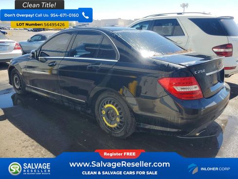 Used 2013 Mercedes-Benz C 250 Sedan image 3