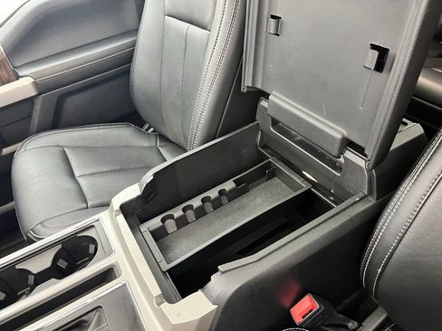 Used 2020 Ford F150 Lariat w/ Equipment Group 502A Luxury AWD/4WD image 30