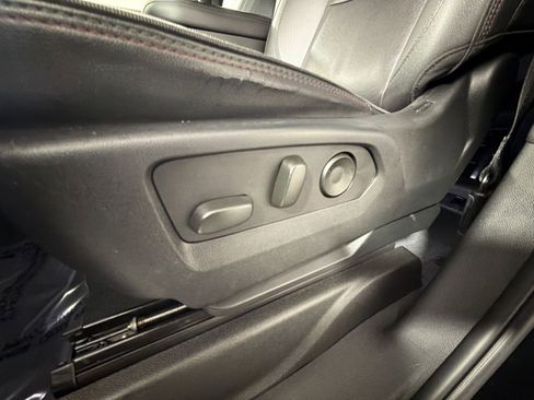 Used 2023 Chevrolet Suburban RST w/ Luxury Package image 14