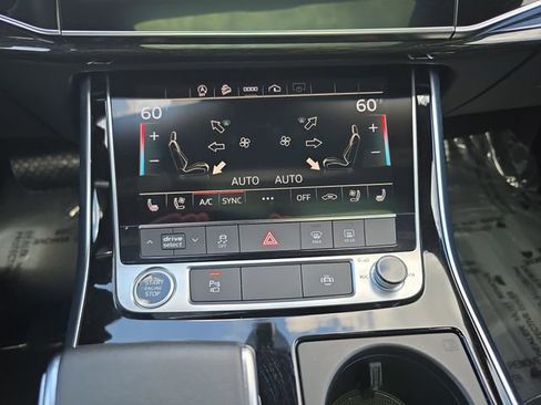 Used 2023 Audi Q8 Premium Plus w/ Premium Plus Package AWD/4WD image 27