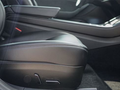 Used 2023 Tesla Model 3 Standard Range RWD image 28