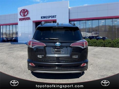 Used 2017 Toyota RAV4 Limited image 4