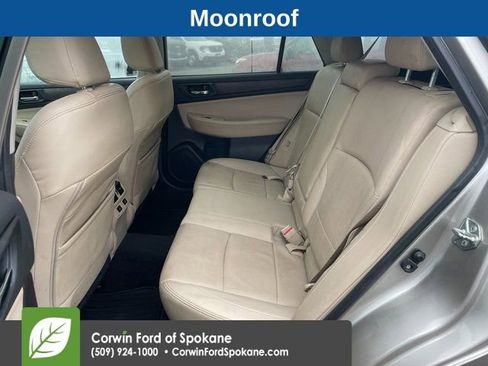Used 2016 Subaru Outback 3.6R Limited image 11