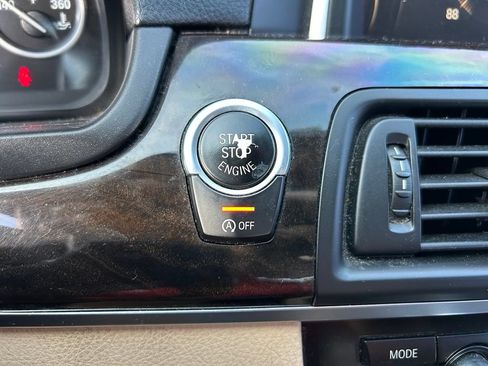 Used 2016 BMW 528i Sedan RWD image 30