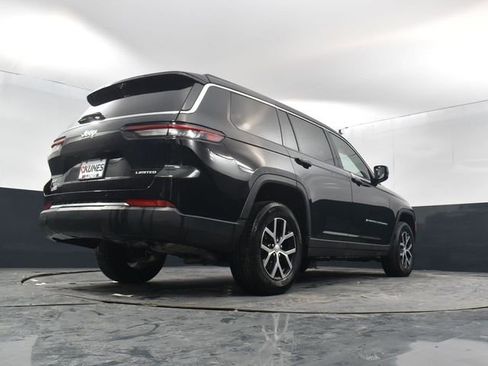 Used 2024 Jeep Grand Cherokee L Limited w/ Luxury Tech Group II image 52