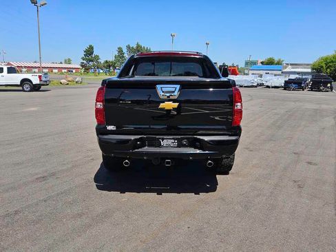 Used 2012 Chevrolet Avalanche LT AWD/4WD image 6