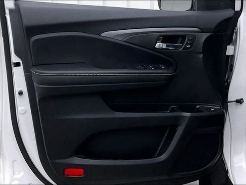 Used 2025 Honda Ridgeline RTL image 21