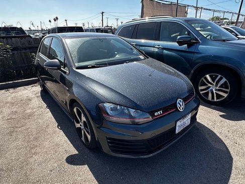 Used 2015 Volkswagen GTI SE FWD image 9