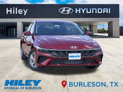 New 2025 Hyundai Elantra SE