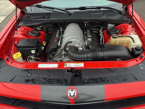 Used 2009 Dodge Challenger SRT8 image 23
