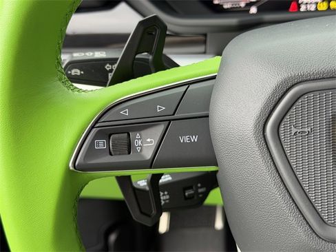 Used 2022 Lamborghini Urus image 27