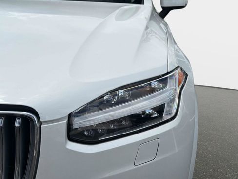 Certified 2025 Volvo XC90 T8 Plus w/ Protection Package Premier AWD/4WD image 9