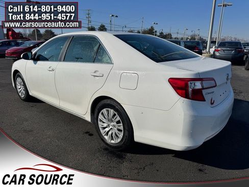 Used 2012 Toyota Camry LE image 4