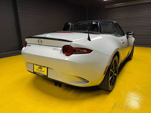 Used 2016 MAZDA MX-5 Miata Club image 6