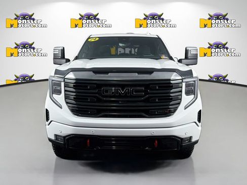 Used 2024 GMC Sierra 1500 AT4 w/ Technology Package AWD/4WD image 2
