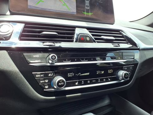 Used 2023 BMW 530e w/ Convenience Package RWD image 17