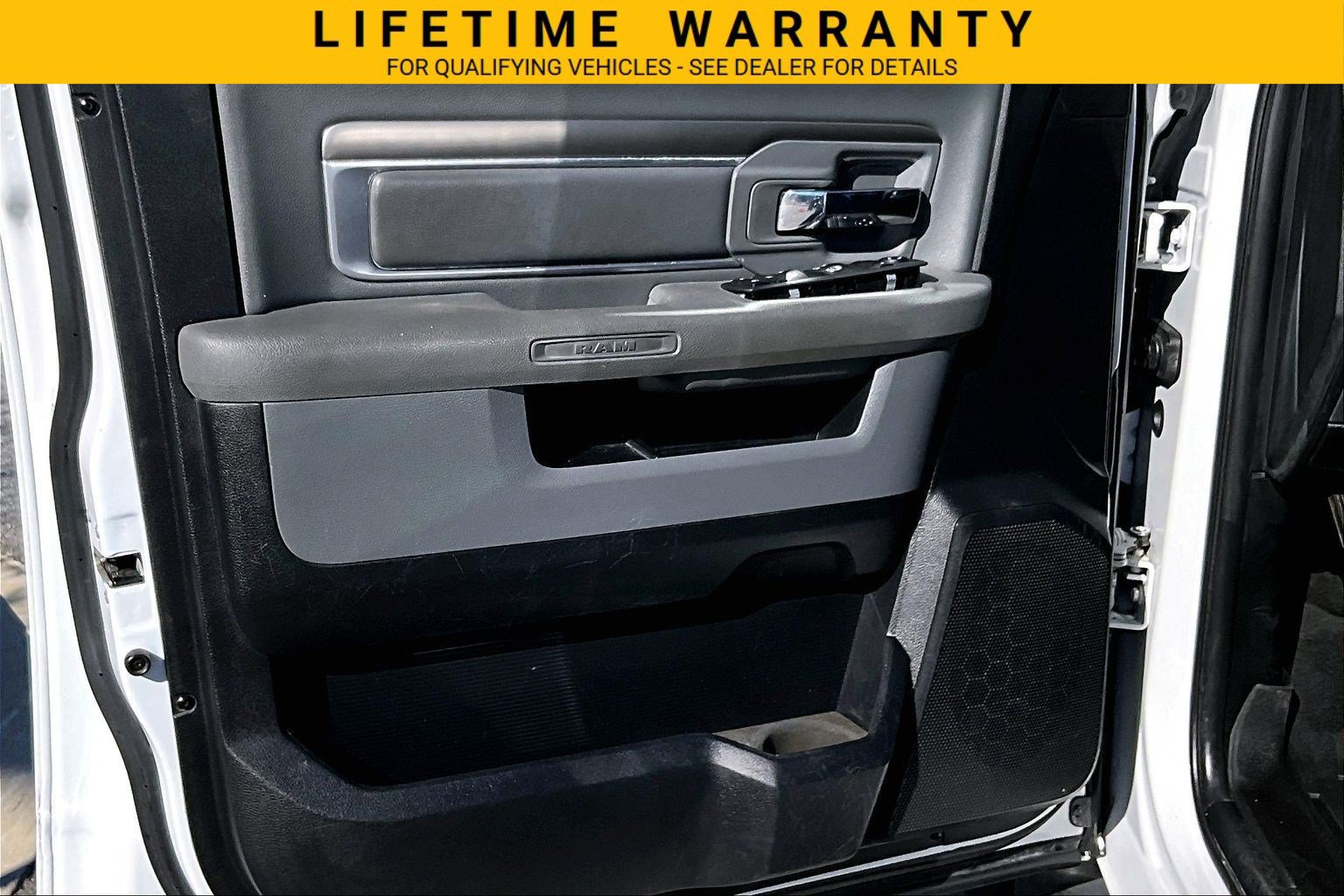 Used 2015 RAM 2500 SLT AWD/4WD image 19