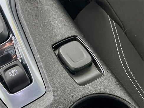 Used 2018 Chevrolet Camaro LT image 20