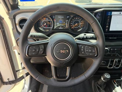 Used 2024 Jeep Wrangler Unlimited Sport AWD/4WD image 23