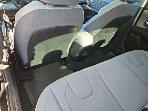 New 2026 Hyundai Elantra Limited image 18