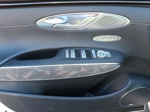 Certified 2025 Genesis GV70 3.5T Sport w/ Sport Advanced Package image 10