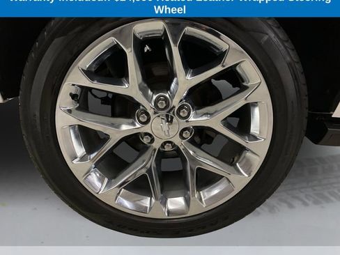 Used 2018 Chevrolet Tahoe Premier image 16