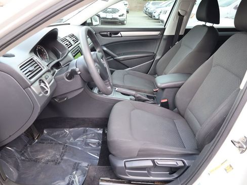 Used 2014 Volkswagen Passat 1.8T S FWD image 10
