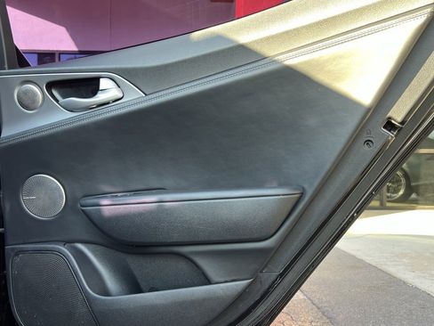 Used 2020 Kia Stinger GT2 image 18