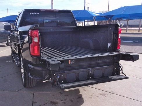 Used 2022 Chevrolet Silverado 1500 High Country w/ Safety Package II image 19